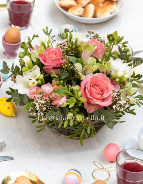 Cesto Fiori Misti & Gadget Pasquale