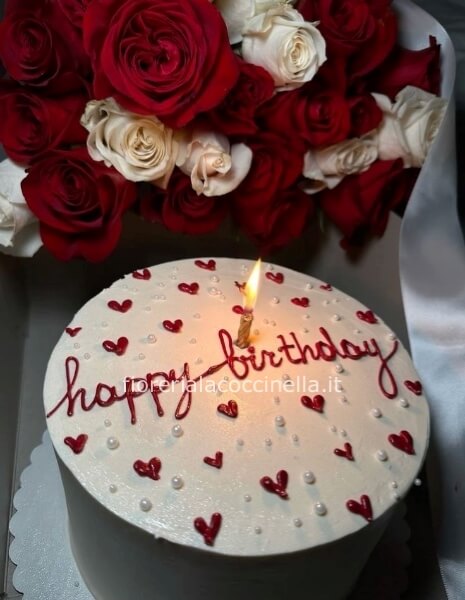 Bouquet Rose Rosse/Bianche + Torta Lambeth Cake