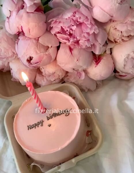 STANDARD PEONIE ROSA + TORTA LAMBETH CAKE