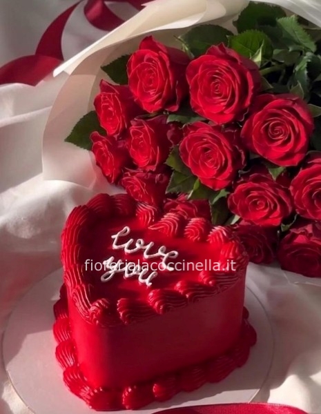 STANDARD ROSE ROSSE + LAMBETH CAKE CUORE